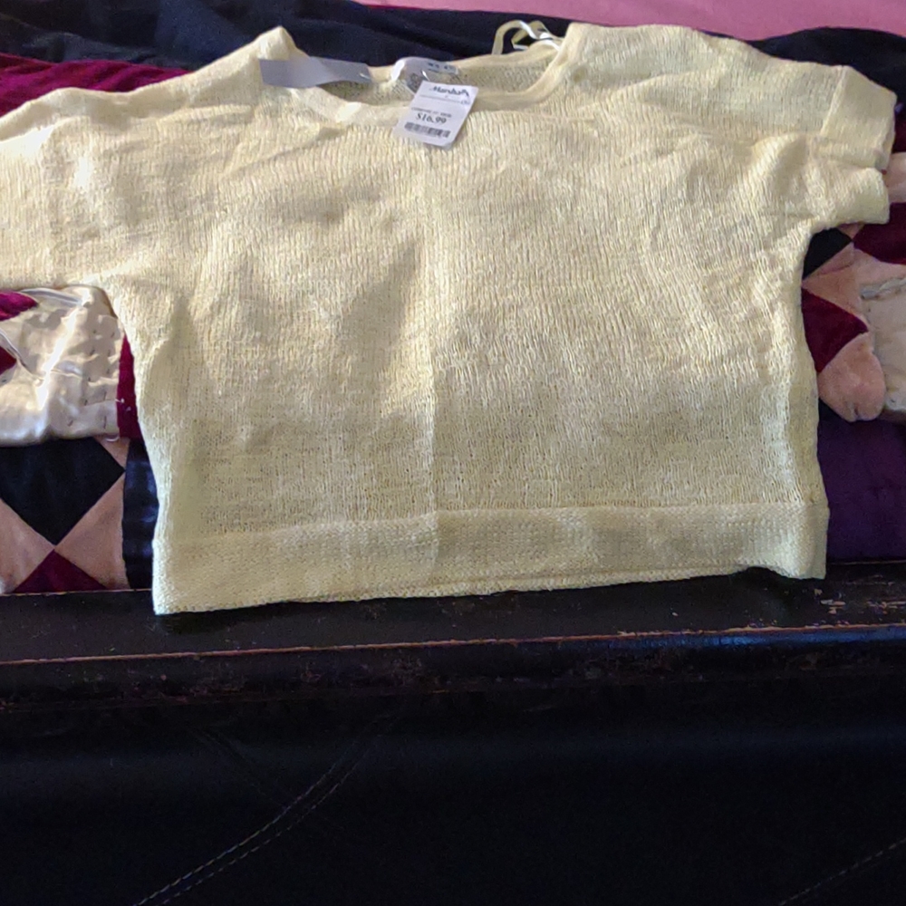 Woman's blouse size L yellow